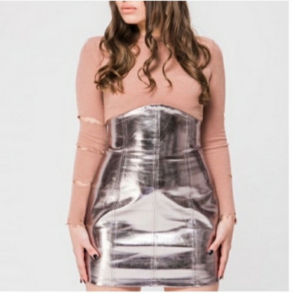 RARE Kiki Riki Metallic Silver Skirt Size Small